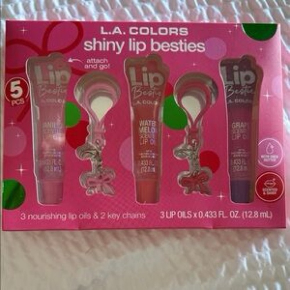 L.A. Colors Lip Besties Trio with Keychains
